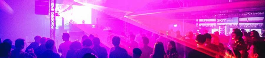 Von Lichtern bis hin zu Lautsprechern: Wie du mit unserer Veranstaltungstechnik in Stralsund das ultimative Event kreierst!